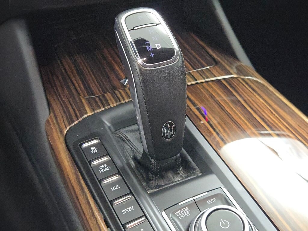 2021 MASERATI LEVANTE - Image 34