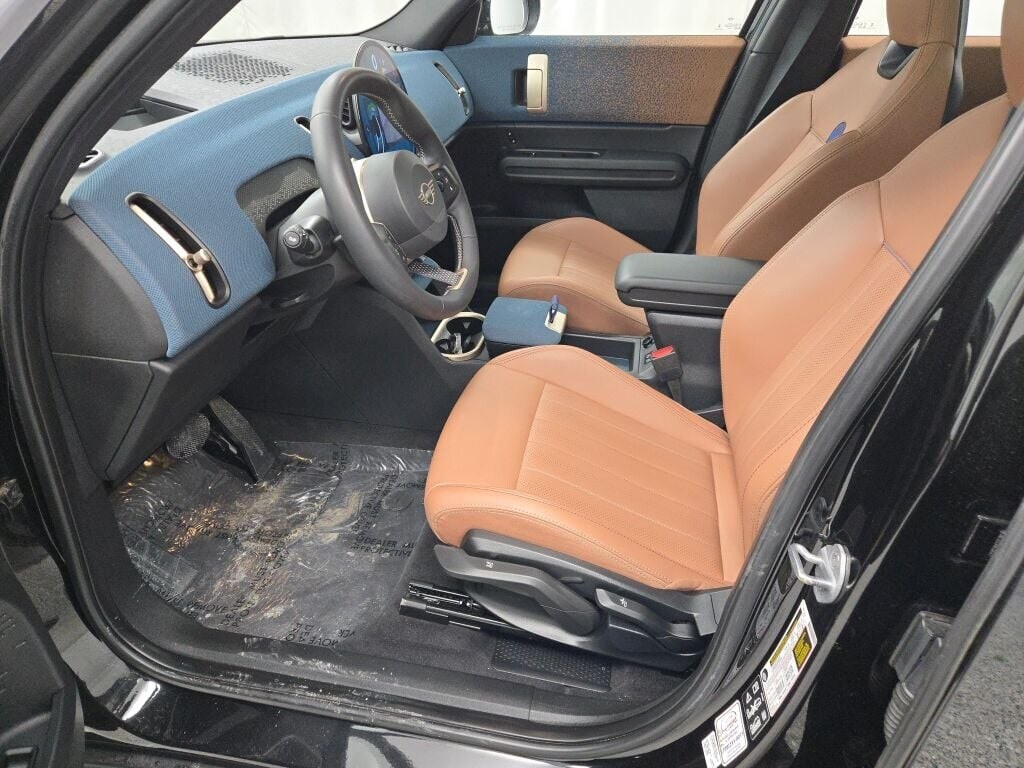 2025 MINI COUNTRYMAN - Image 25