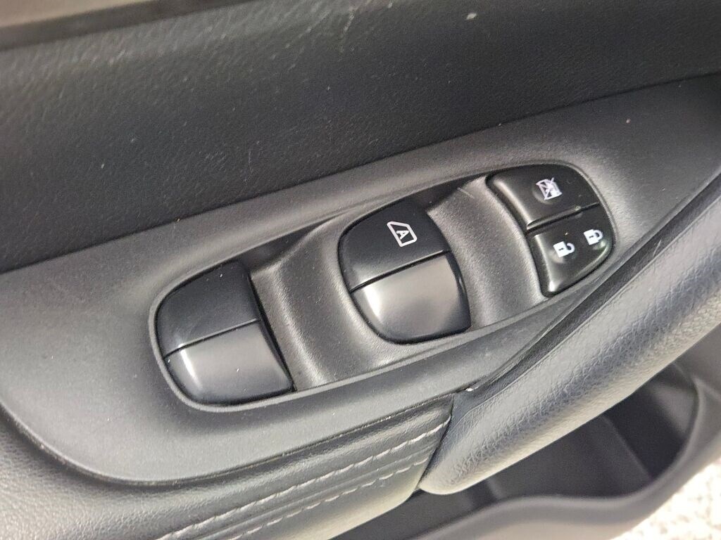 2021 NISSAN ROGUE SPORT - Image 23