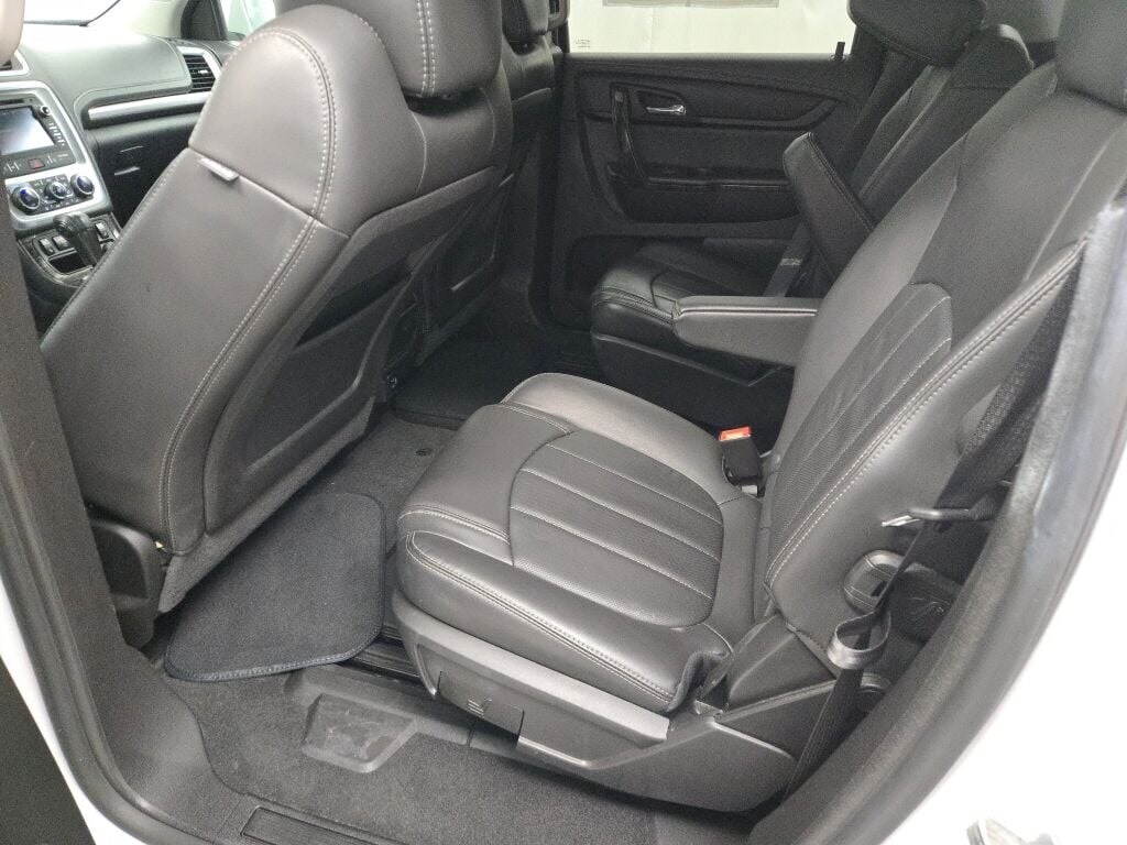 2017 GMC ACADIA - Image 21