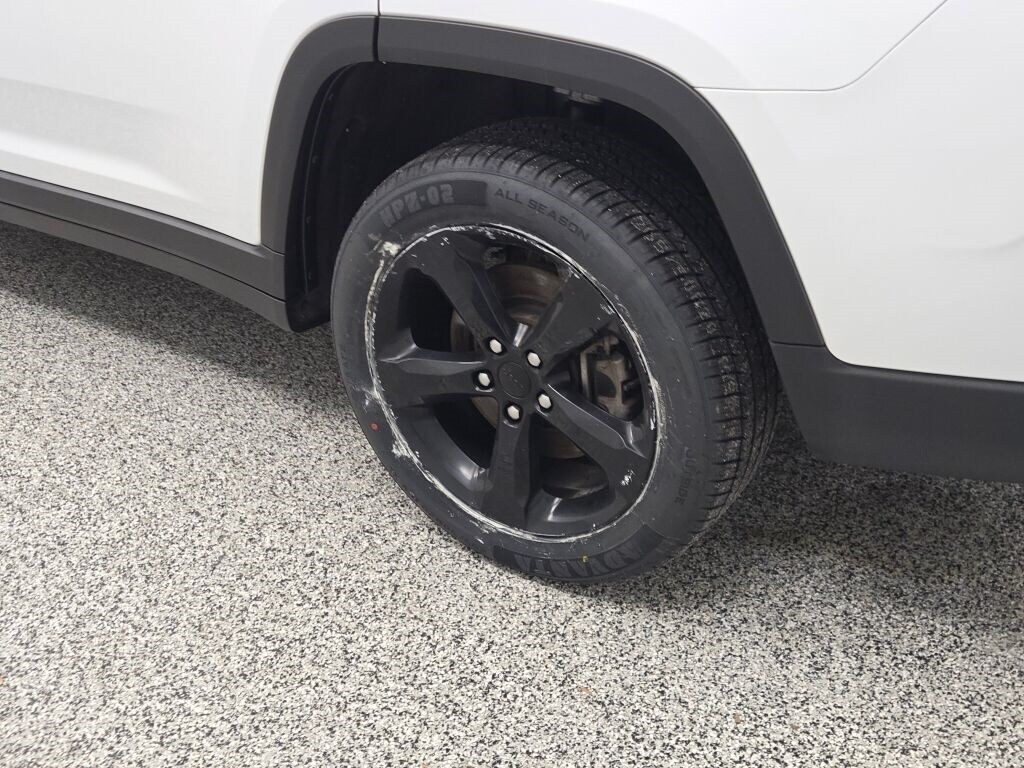 2022 JEEP GRAND CHEROKEE L - Image 15