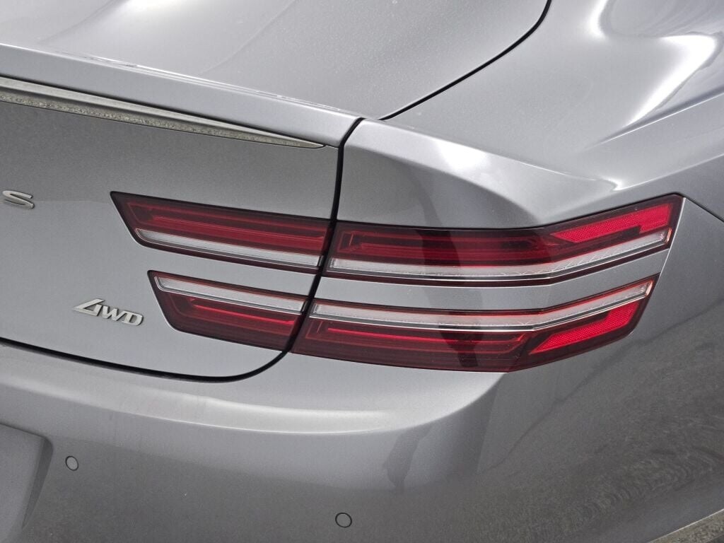 2023 GENESIS G80 - Image 13