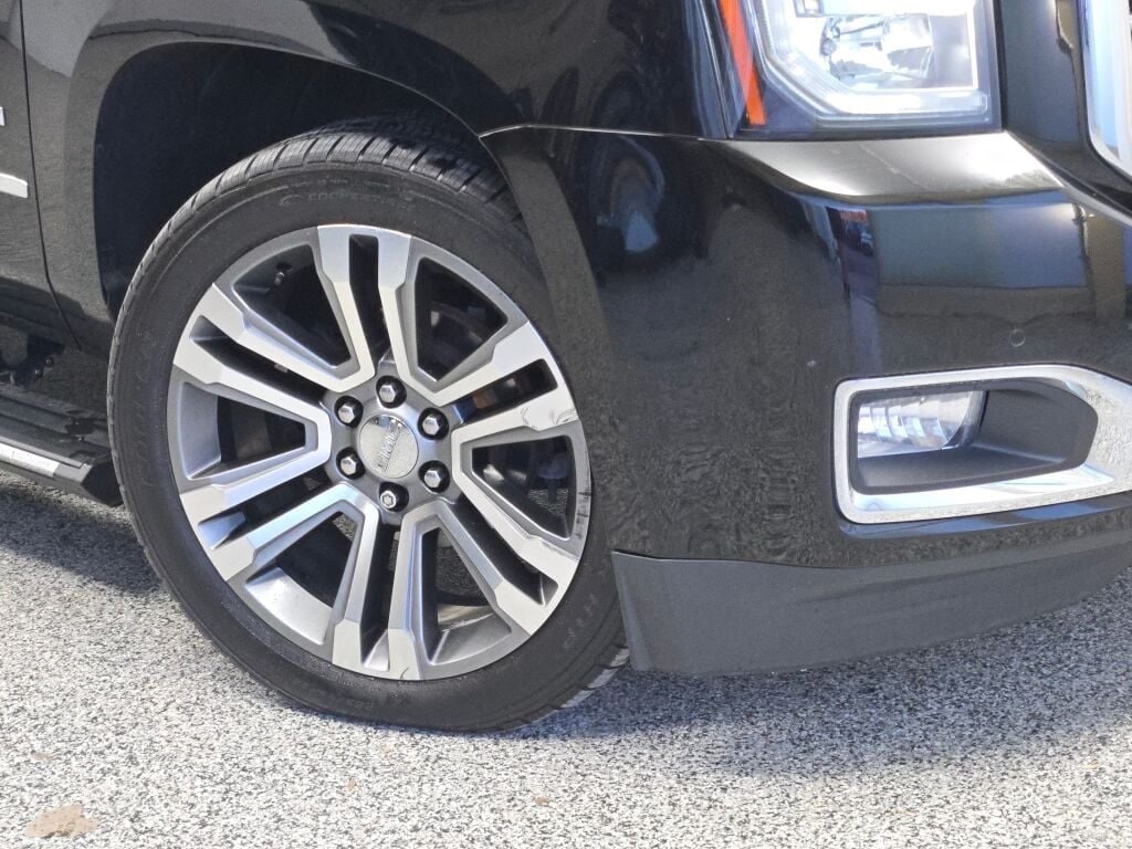 2020 GMC YUKON XL - Image 3