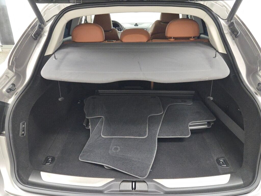 2021 MASERATI LEVANTE - Image 21