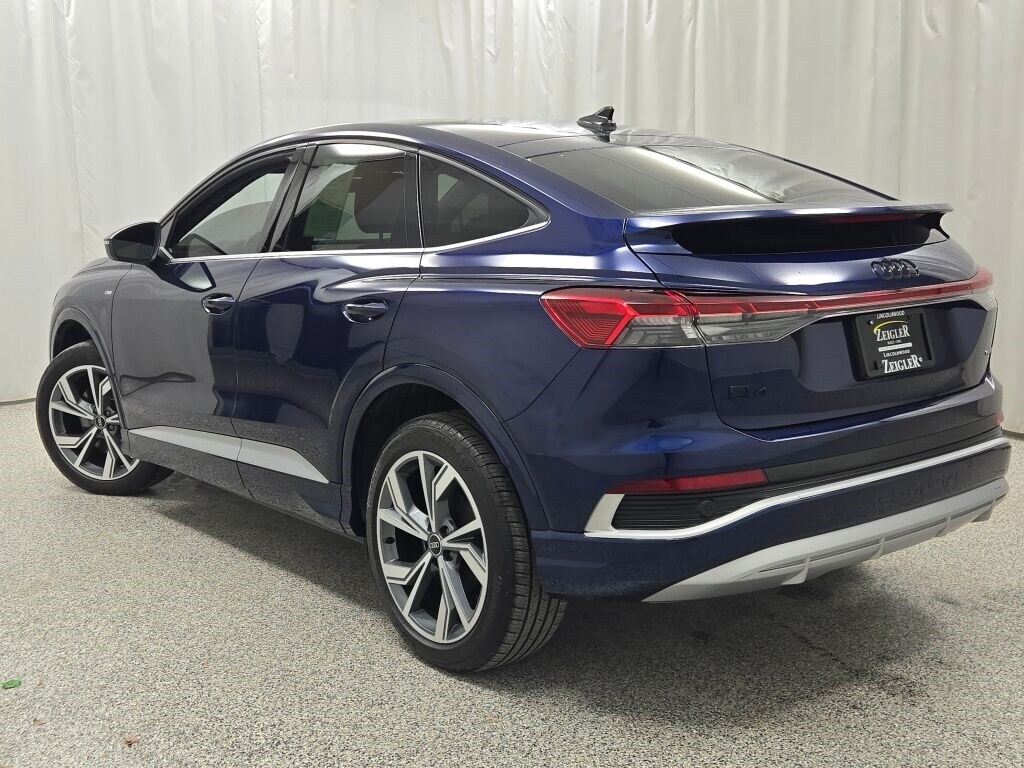 2023 AUDI Q4 - Image 15