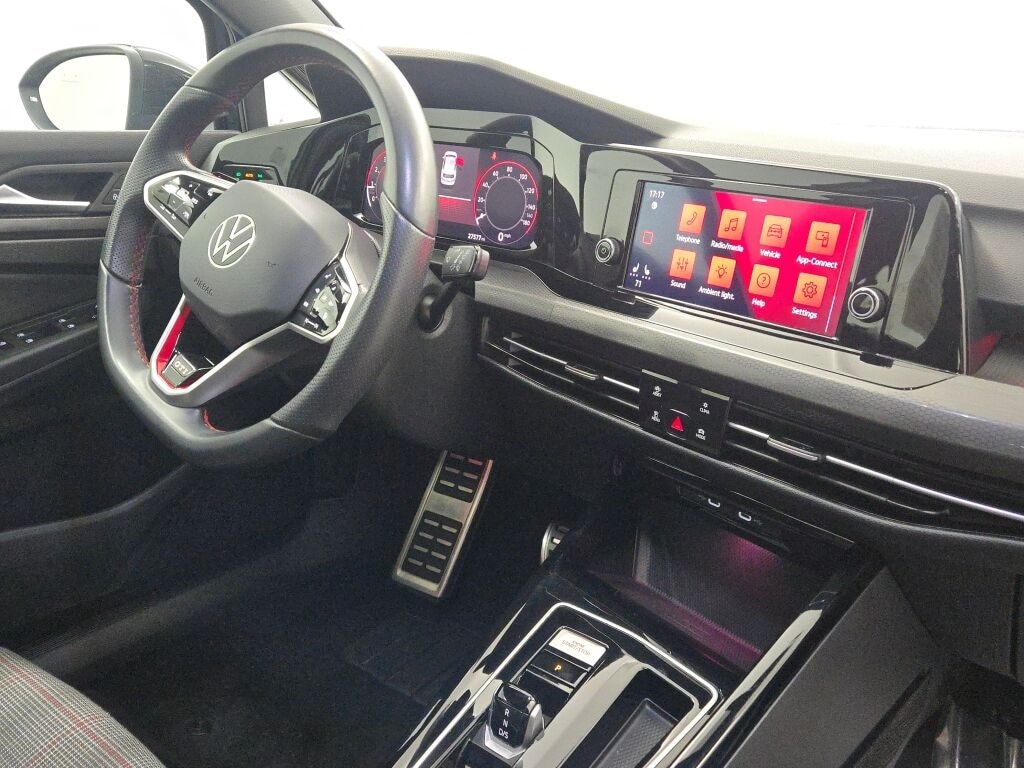 2024 VOLKSWAGEN GOLF GTI - Image 9