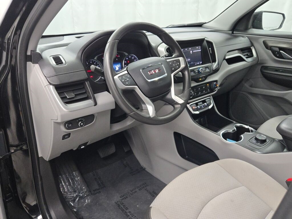2024 GMC TERRAIN - Image 24