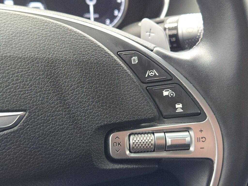 2023 GENESIS G80 - Image 34