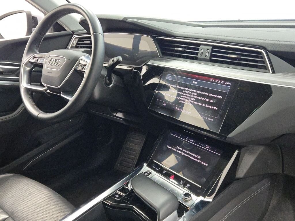 2022 AUDI E-TRON - Image 9