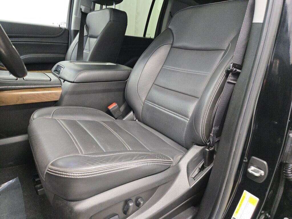 2020 GMC YUKON XL - Image 31
