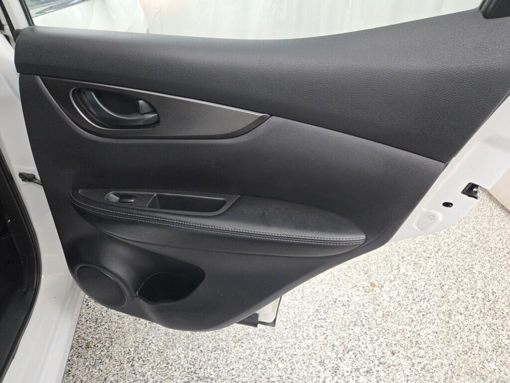 2021 NISSAN ROGUE SPORT - Image 10