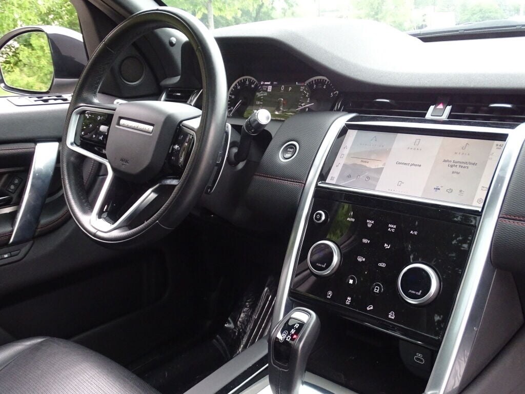 2022 LAND ROVER DISCOVERY SPORT - Image 11
