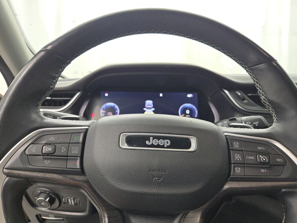 2022 JEEP GRAND CHEROKEE L - Image 33