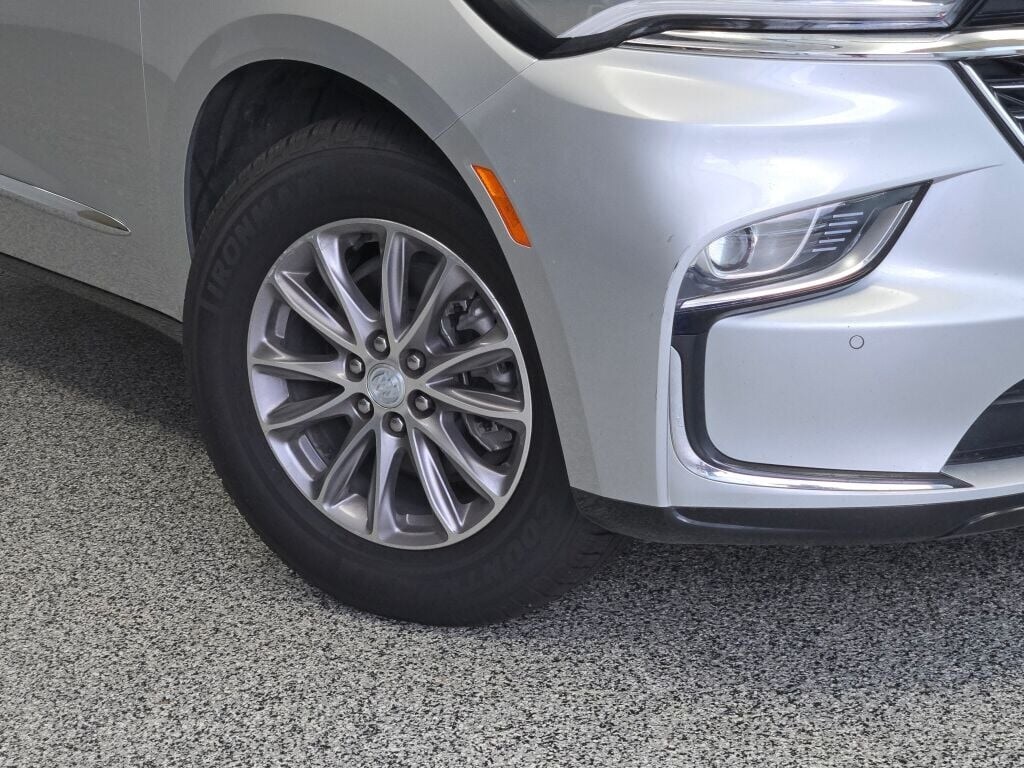 2022 Buick Enclave Premium photo 3