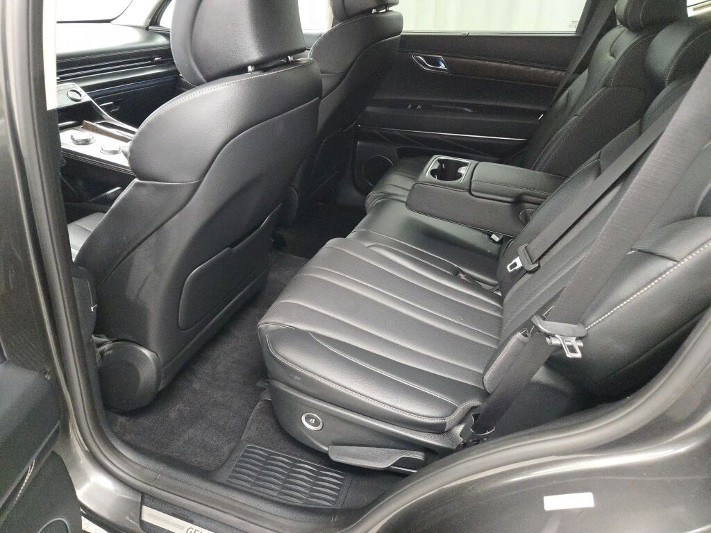 2024 GENESIS GV80 - Image 21