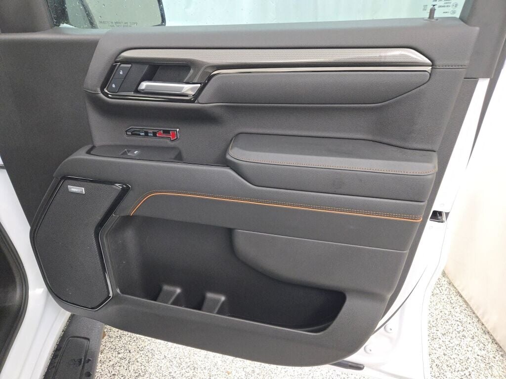 2025 GMC SIERRA - Image 6
