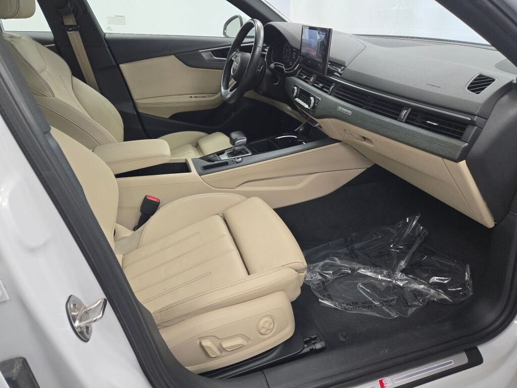 2022 AUDI A4 - Image 7