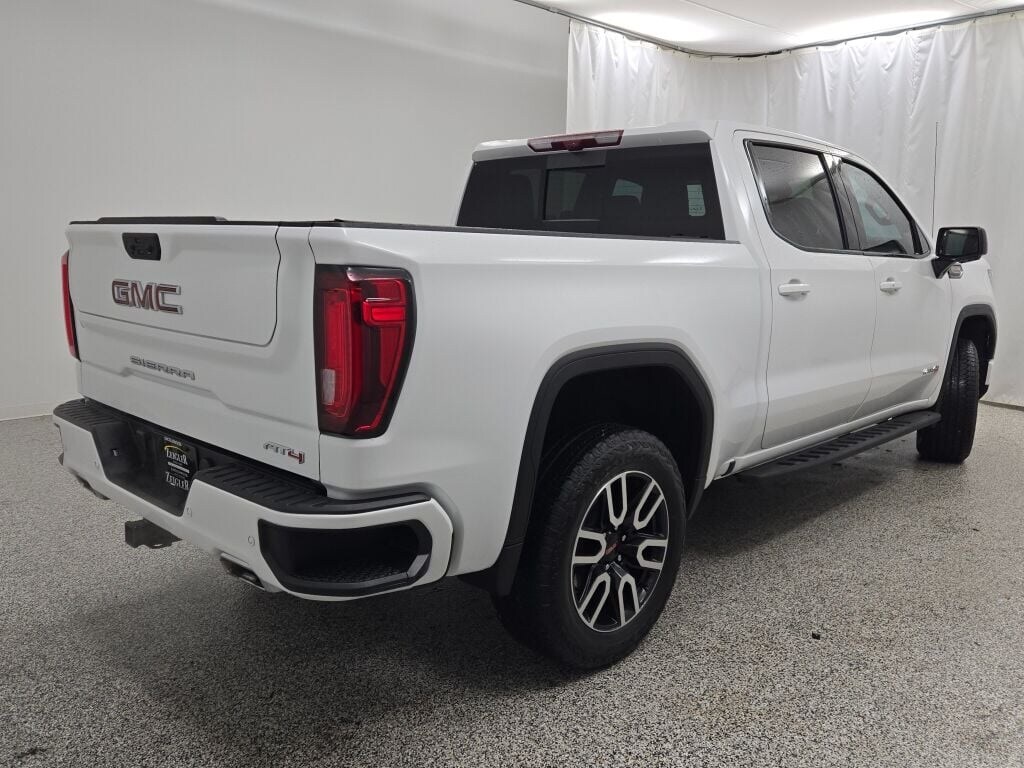 2025 GMC SIERRA - Image 12