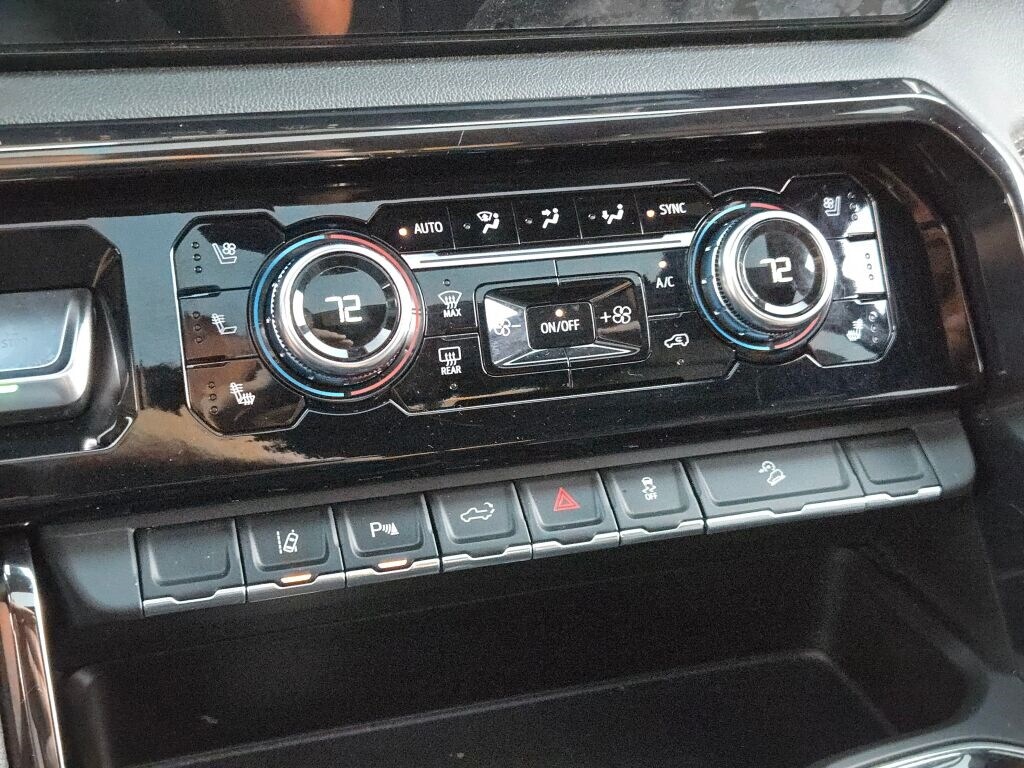 2024 GMC SIERRA HD - Image 32