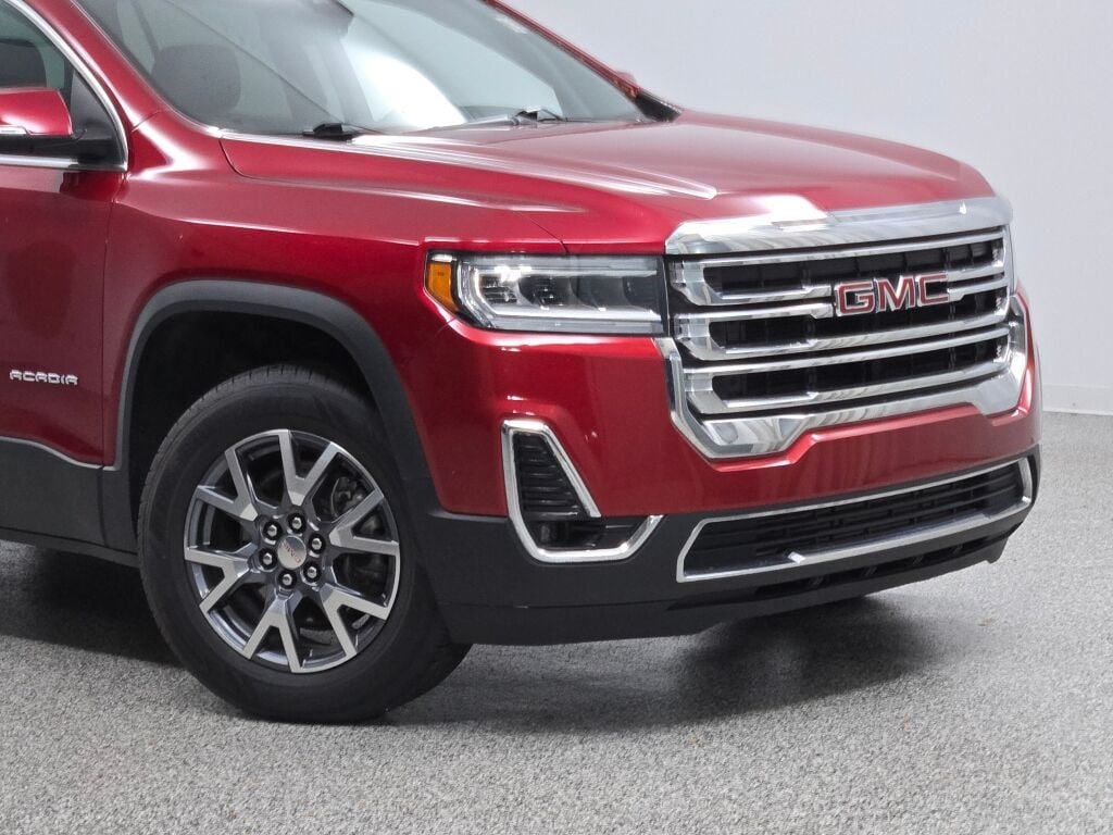 2023 GMC ACADIA - Image 2