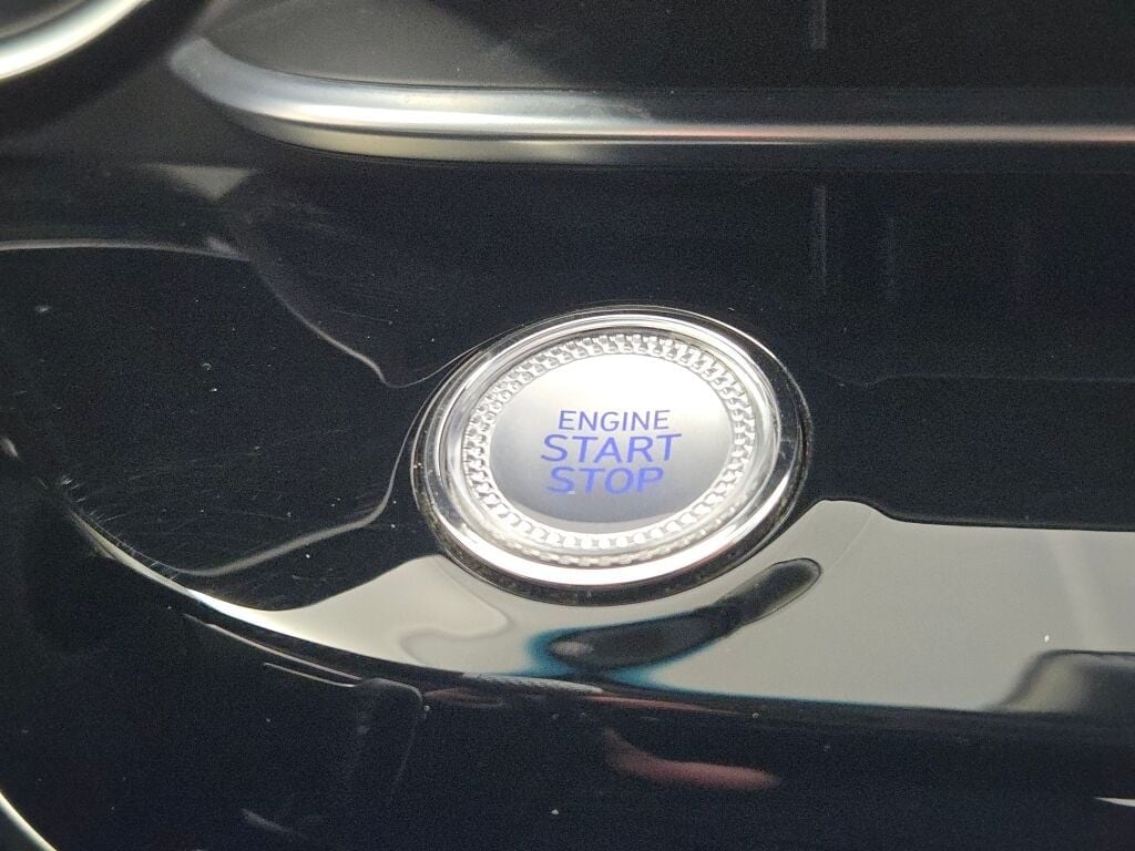 2023 GENESIS G80 - Image 32