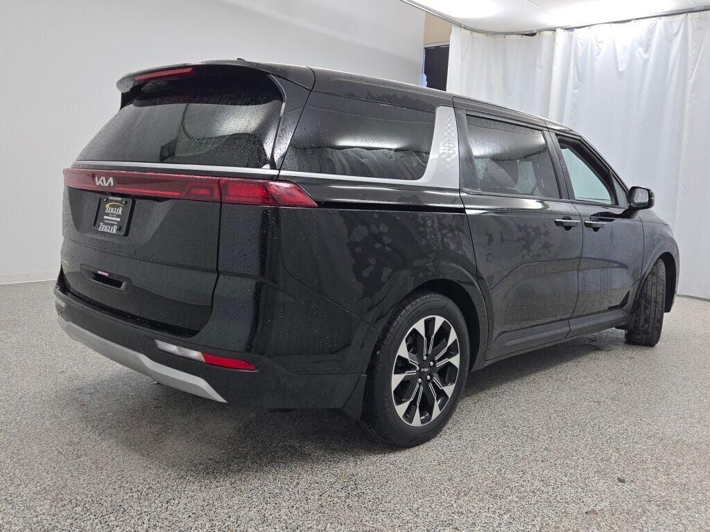 2024 KIA CARNIVAL - Image 12