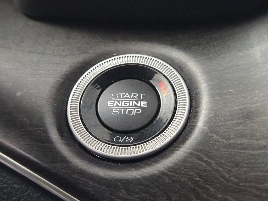 2024 JEEP GRAND CHEROKEE - Image 30