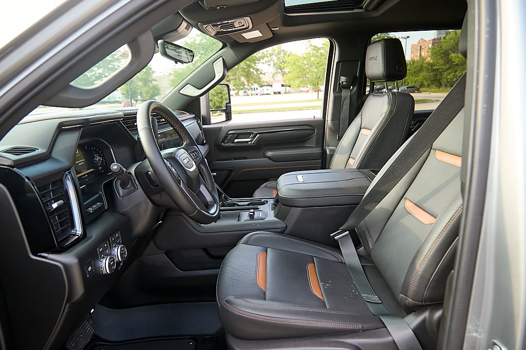 2026 GMC Sierra 2500HD AT4 - Photo 40