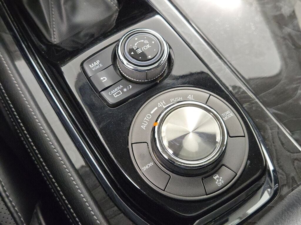 2021 INFINITI QX80 - Image 35