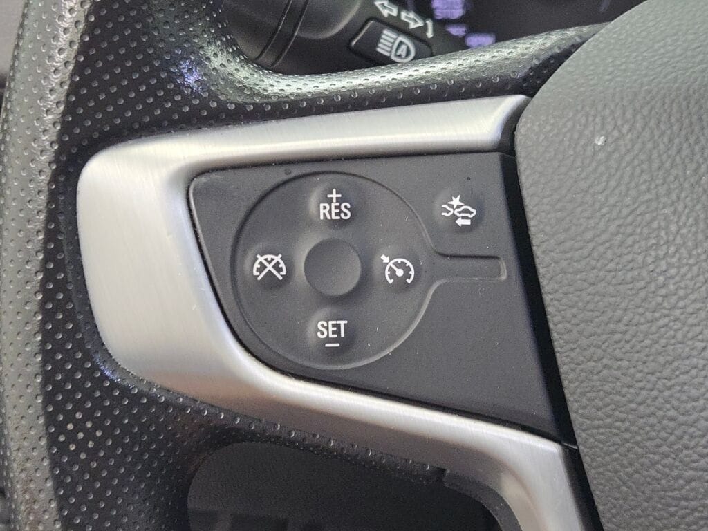 2022 GMC TERRAIN - Image 34