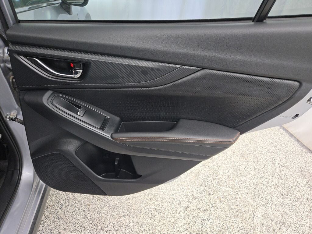2023 SUBARU CROSSTREK - Image 10