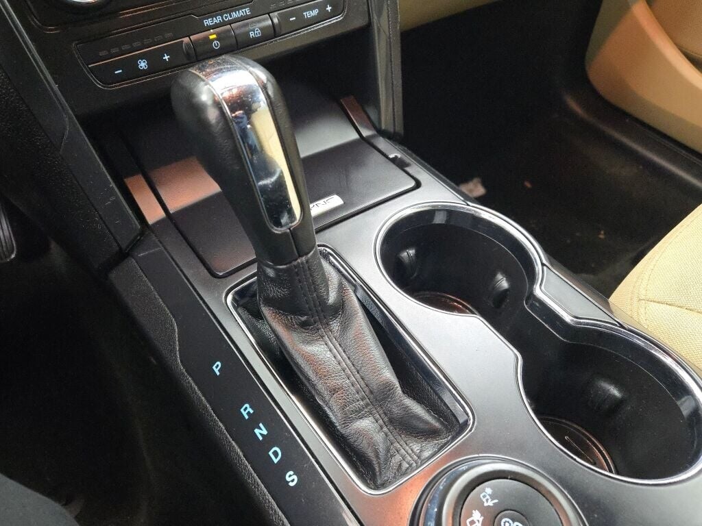 2017 FORD EXPLORER - Image 32