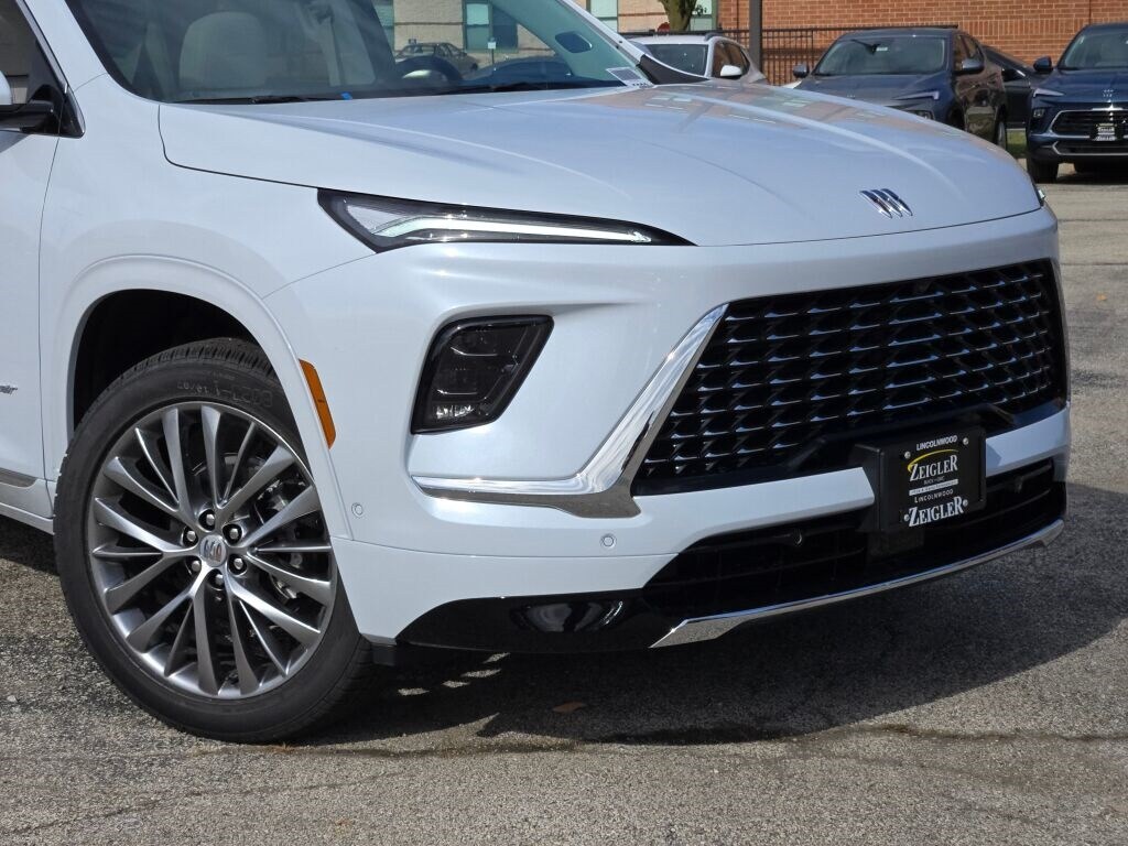 New 2026 Buick Enclave Avenir SUV