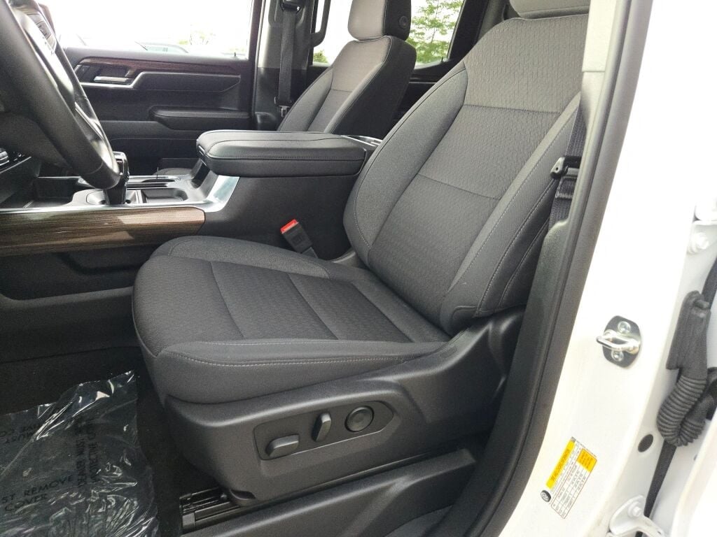 2025 CHEVROLET SILVERADO - Image 27