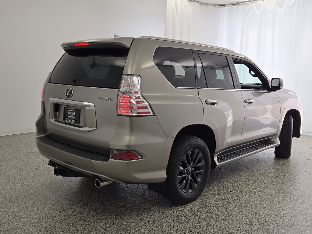2023 LEXUS GX - Image 13