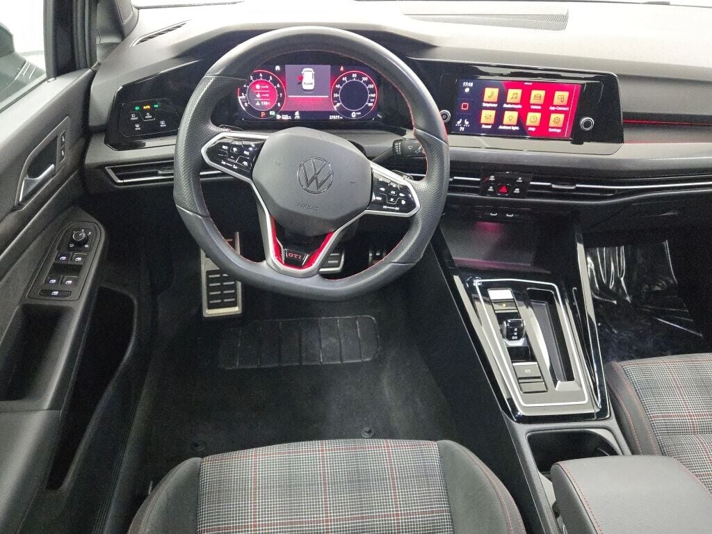 2024 VOLKSWAGEN GOLF GTI - Image 21
