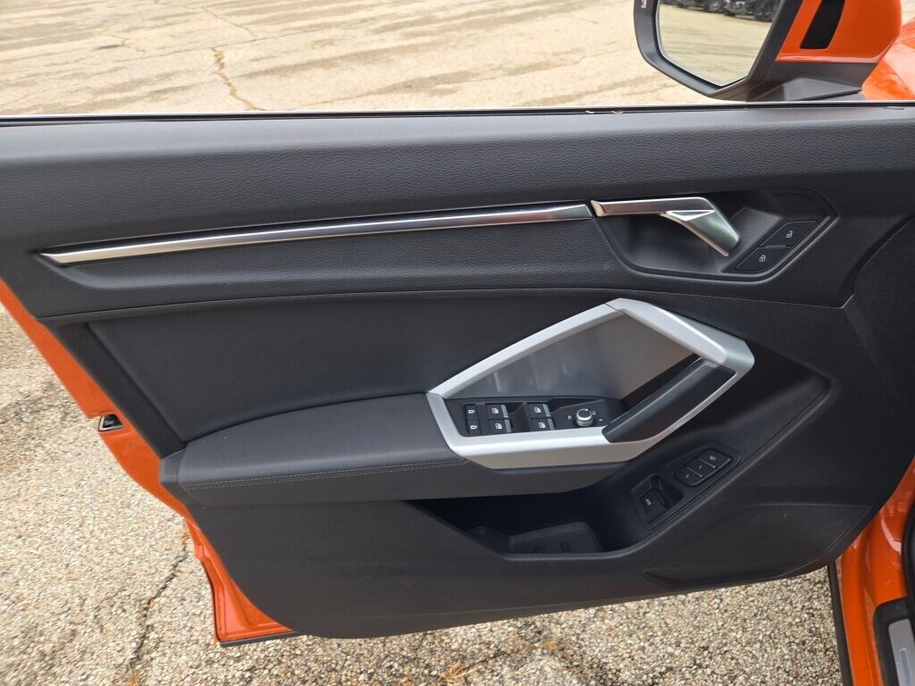 2022 AUDI Q3 - Image 21