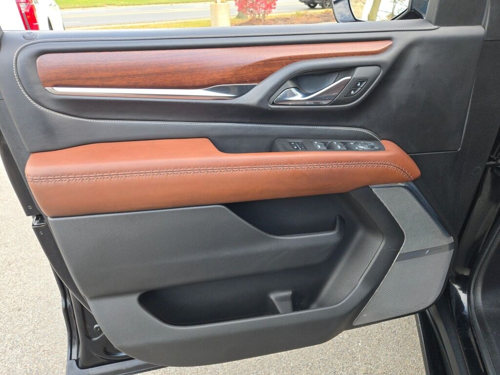 2023 GMC YUKON XL - Image 23