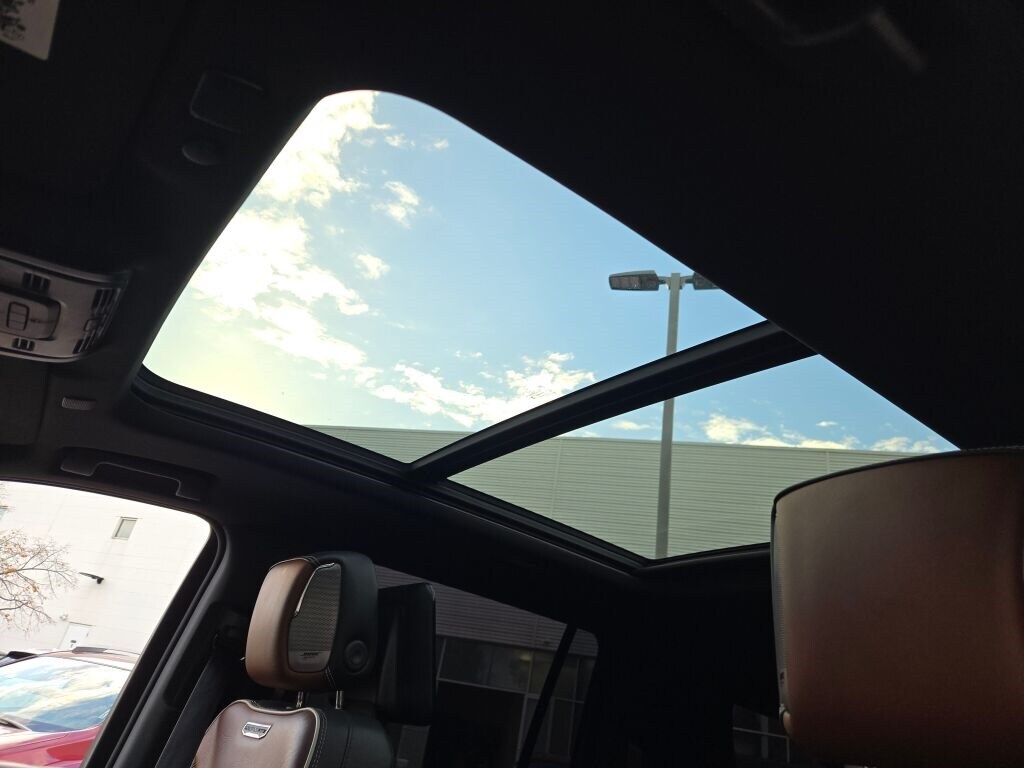 2023 GMC YUKON XL - Image 29