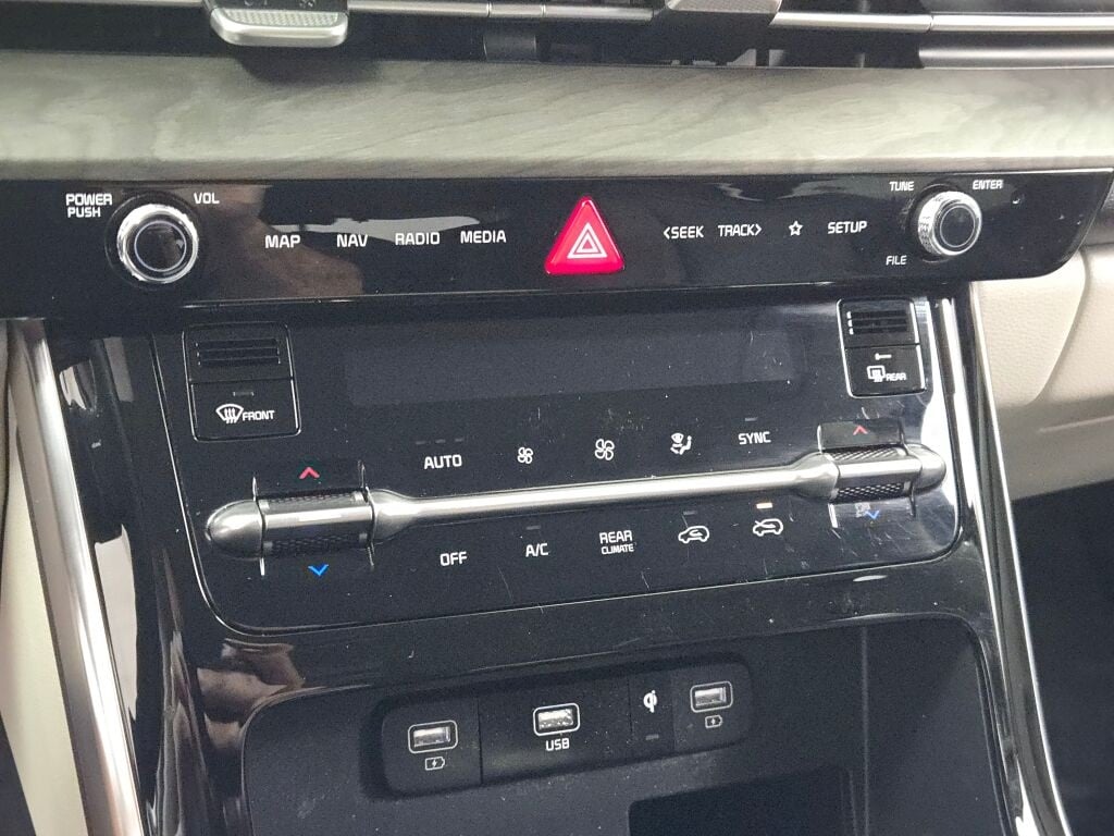 2024 KIA CARNIVAL - Image 29