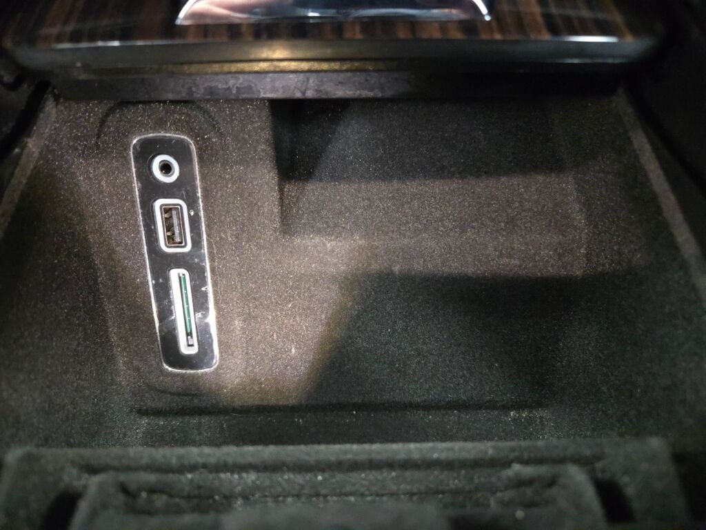 2021 MASERATI LEVANTE - Image 36