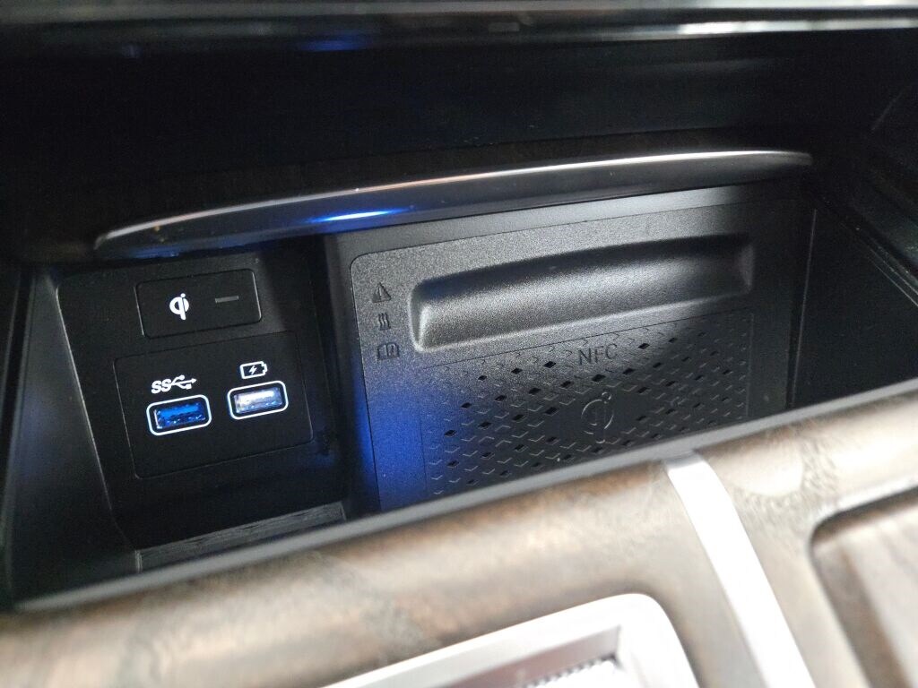 2024 GENESIS GV80 - Image 33