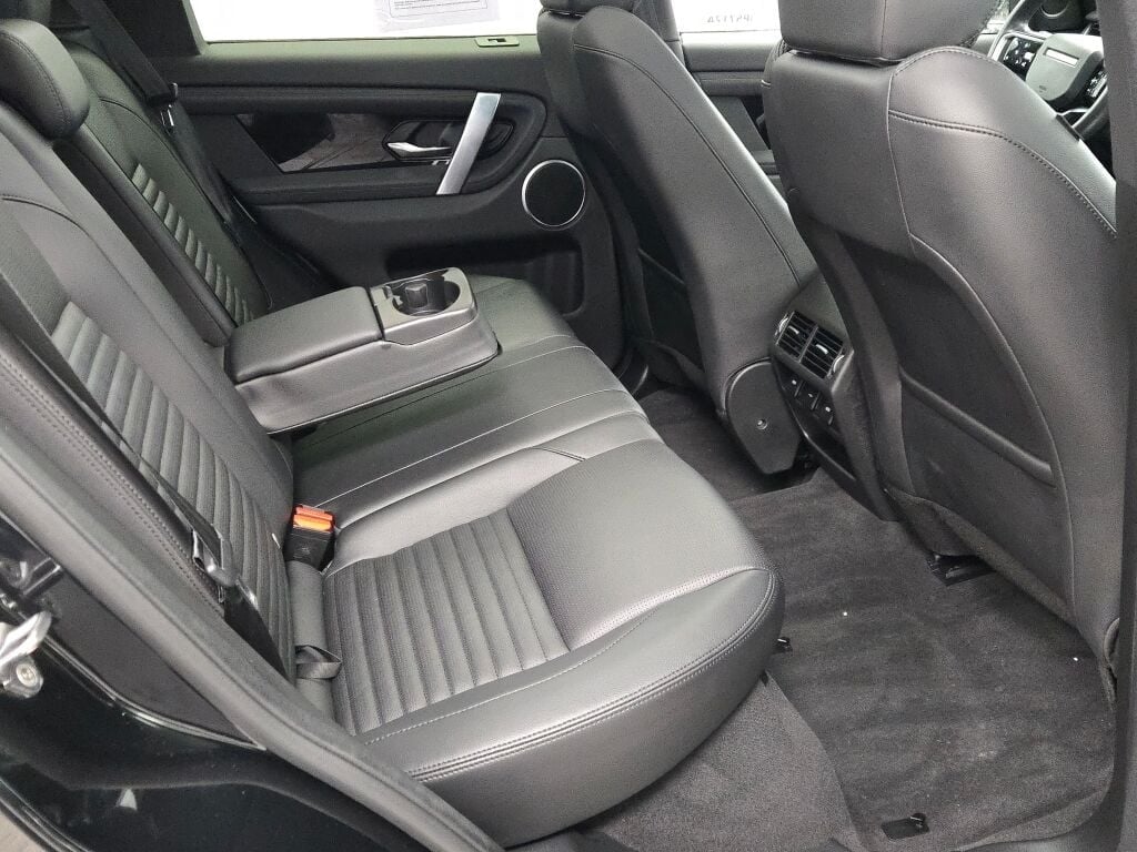 2023 LAND ROVER DISCOVERY SPORT - Image 11