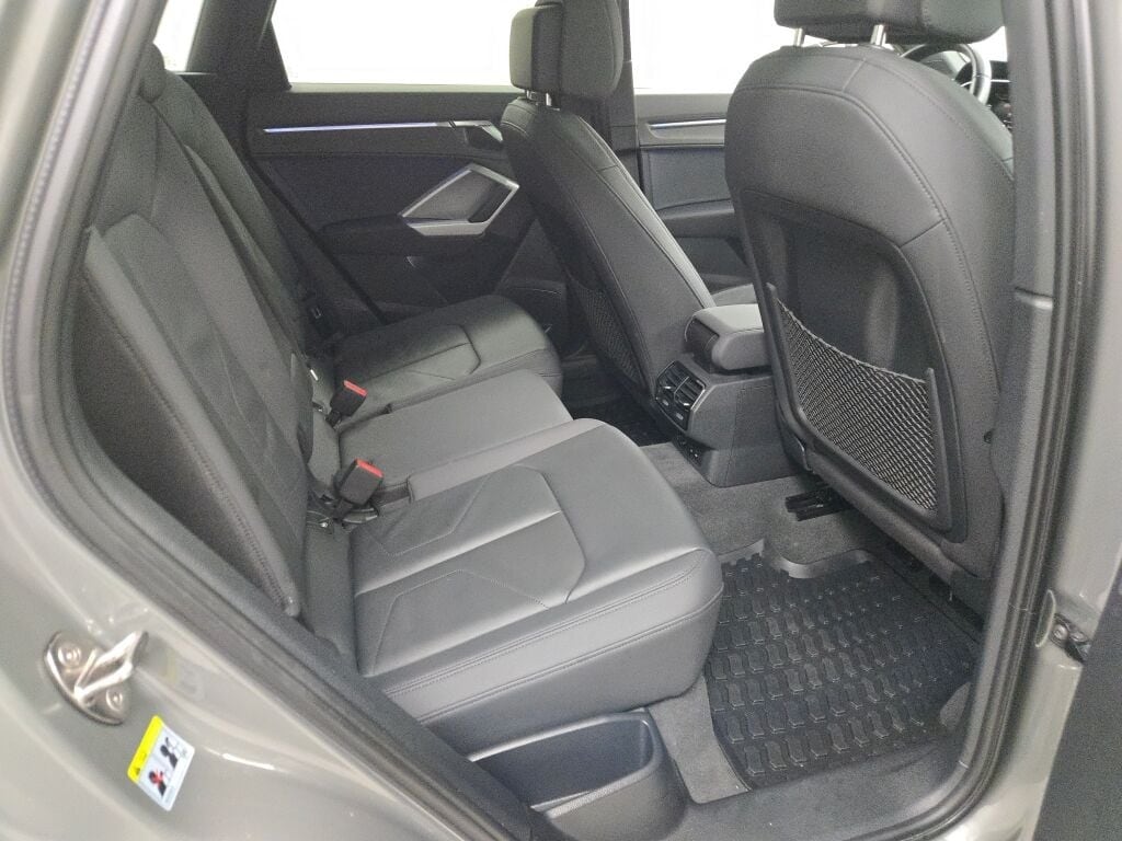 2021 AUDI Q3 - Image 10