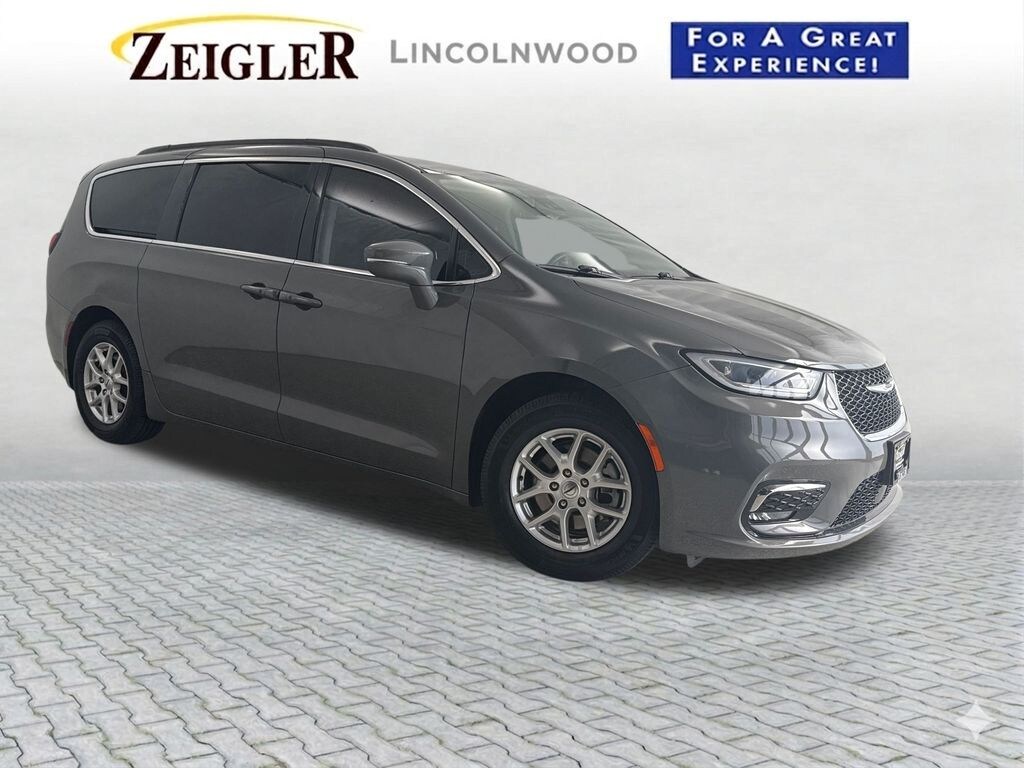 Used 2022 Chrysler Pacifica Touring L Van Passenger Van