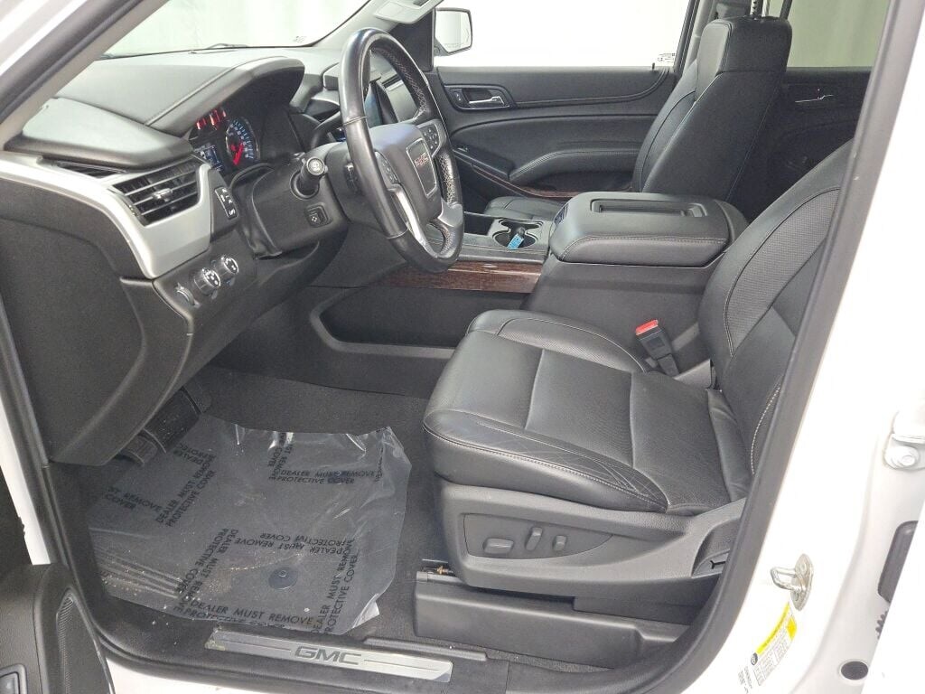 2019 GMC YUKON XL - Image 29