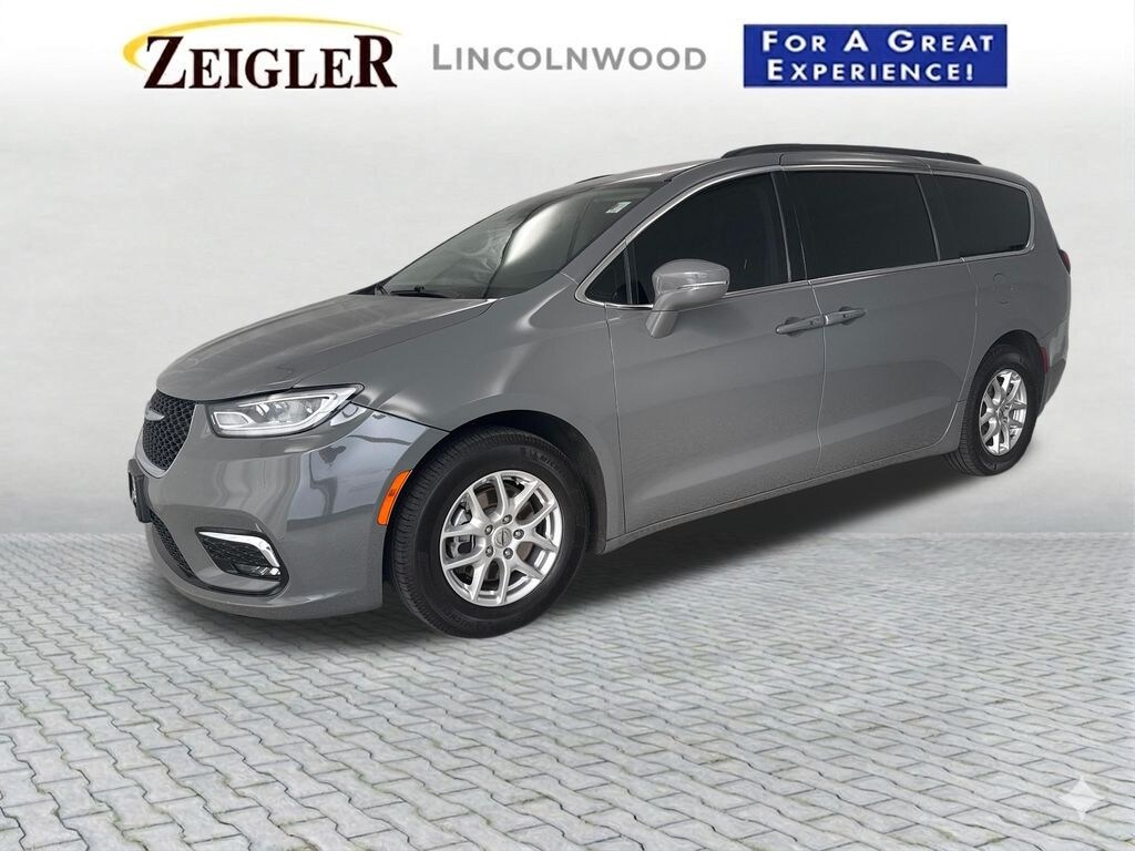 Used 2022 Chrysler Pacifica Touring L Van Passenger Van
