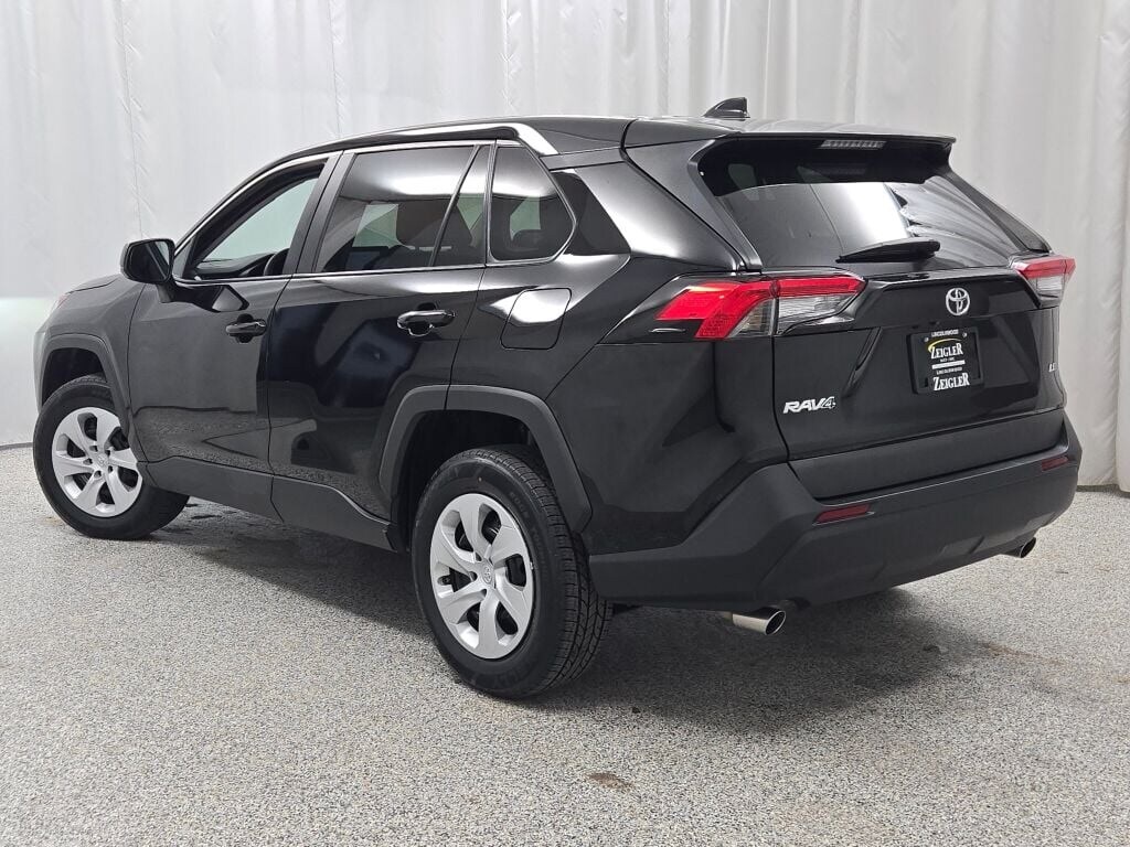 2024 TOYOTA RAV4 - Image 15