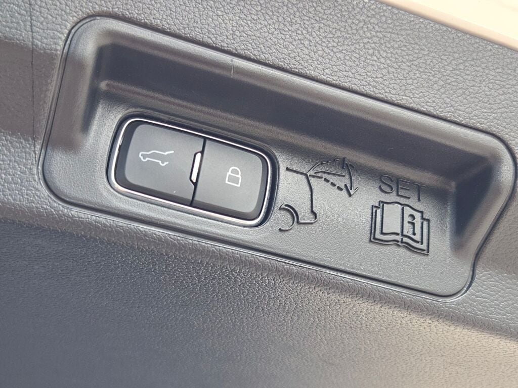 2021 FORD EXPLORER - Image 22