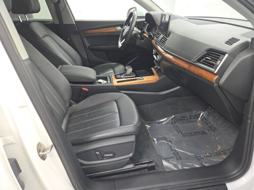 2022 AUDI Q5 - Image 7